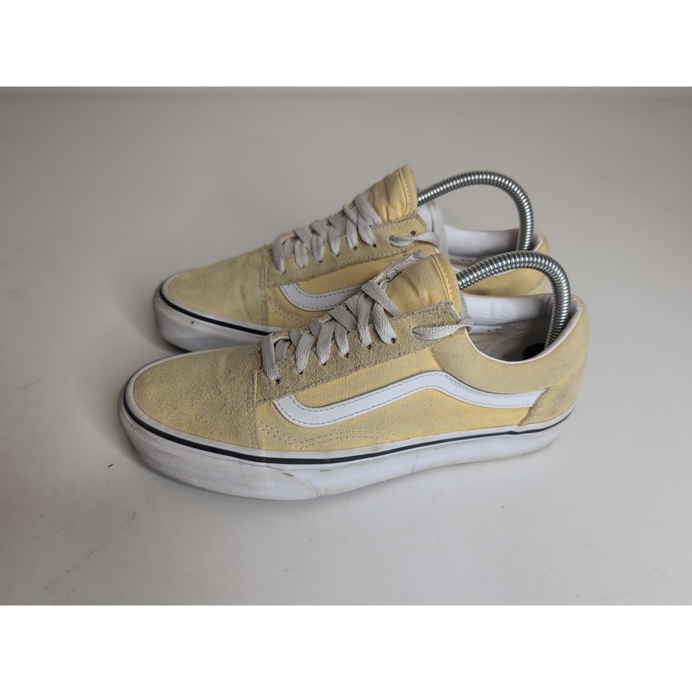VANS OFF THE WALL LACE-UP LOW TOP SHOES, SZ MENS 7/WOMENS 8.5, MUSTARD